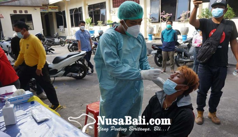 www.nusabali.com-bawa-sertifikat-vaksinasi-palsu-31-penumpang-ditahan