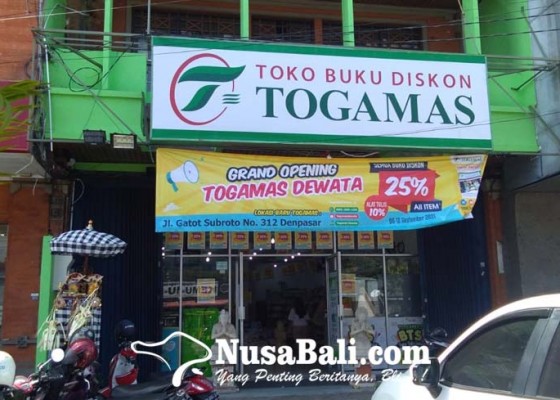 Nusabali.com - toga-mas-dewata-diskon-buku-25-persen