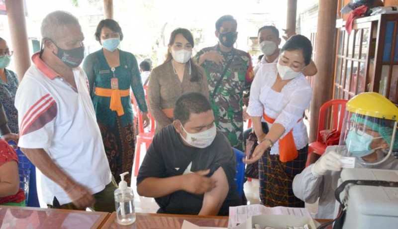 www.nusabali.com-tp-pkk-denpasar-tinjau-vaksinasi-bagi-penyandang-disabilitas