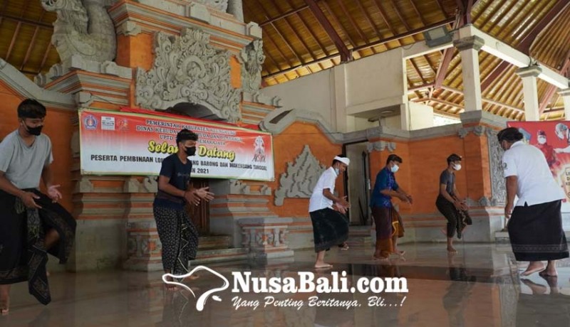 www.nusabali.com-museum-semarajaya-klungkung-gelar-pembinaan-tari-mabapang-barong-dan-makendang-tunggal