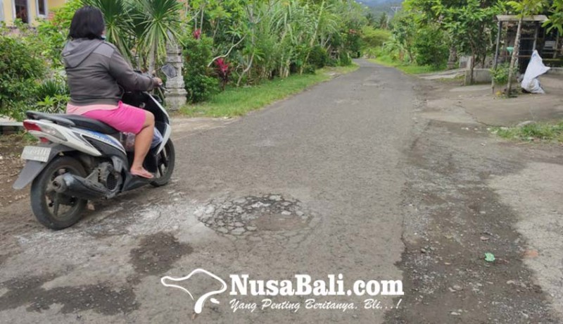www.nusabali.com-27381-kilometer-jalan-kabupaten-di-jembrana-kondisinya-rusak