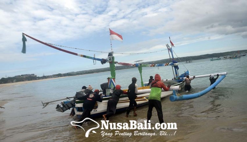 www.nusabali.com-cuaca-tak-menentu-nelayan-diimbau-waspada