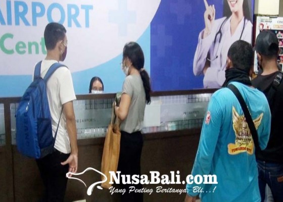 Nusabali.com - naik-pesawat-di-bandara-ngurah-rai-cukup-rapid-tes-antigen