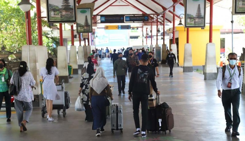 www.nusabali.com-penumpang-bandara-ngurah-rai-naik-dua-kali-lipat-di-bulan-oktober
