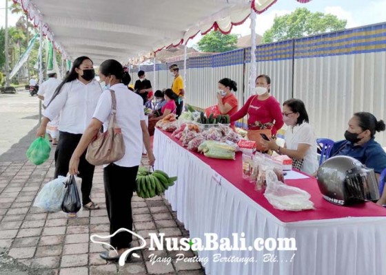 Nusabali.com - sehari-digelar-transaksi-pasar-tani-capai-rp-38-juta