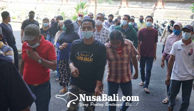 www.nusabali.com-dipindah-pedagang-senggol-protes-ke-dprd