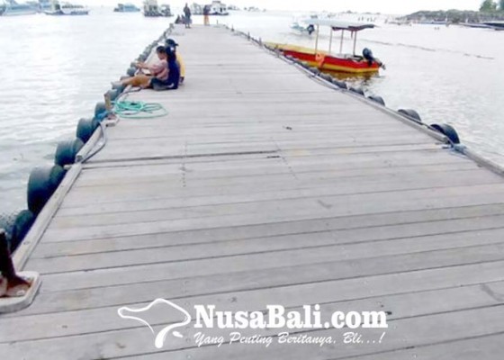 Nusabali.com - zona-hijau-kunjungan-wisatawan-ke-serangan-masih-minim
