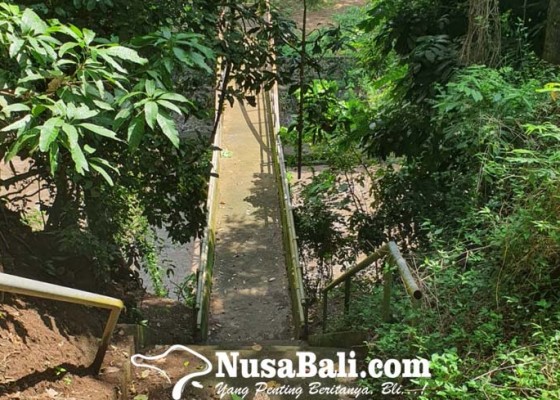 Nusabali.com - desa-adat-kesiman-jadikan-sempadan-sungai-sebagai-rth
