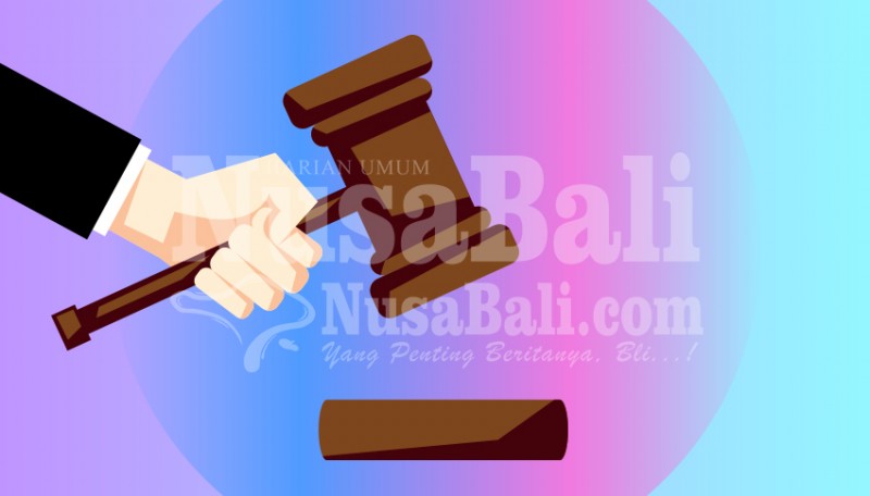 www.nusabali.com-embat-hp-dituntut-15-bulan-penjara