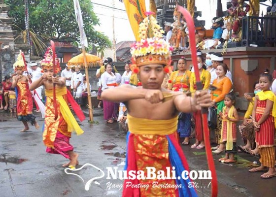 Nusabali.com - enam-penari-pentaskan-tari-memanah