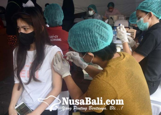 Nusabali.com - bin-bali-gelar-vaksinasi-covid-19-secara-door-to-door