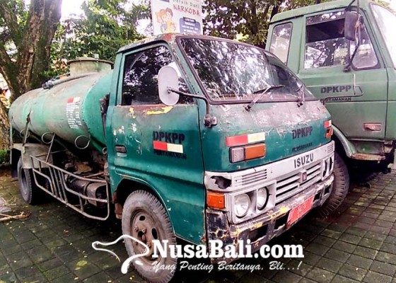 Nusabali.com - pemkot-lelang-24-kendaraan-dengan-kondisi-rusak-berat
