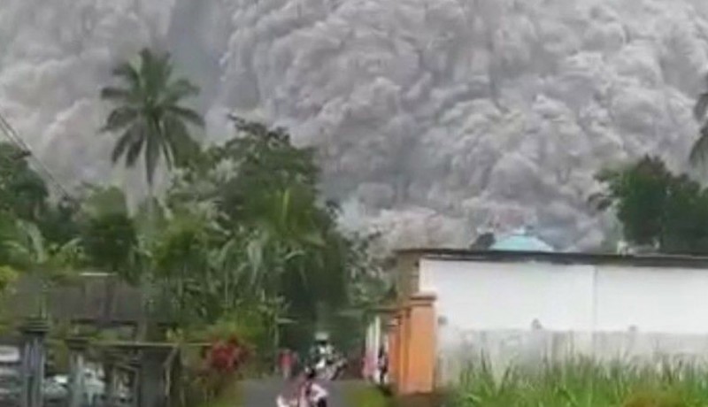 www.nusabali.com-sejarah-letusan-gunung-semeru-terekam-sejak-tahun-1818