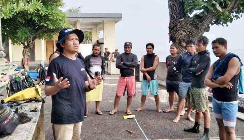 www.nusabali.com-komunitas-terumbu-karang-gelar-pelatihan-monitoring