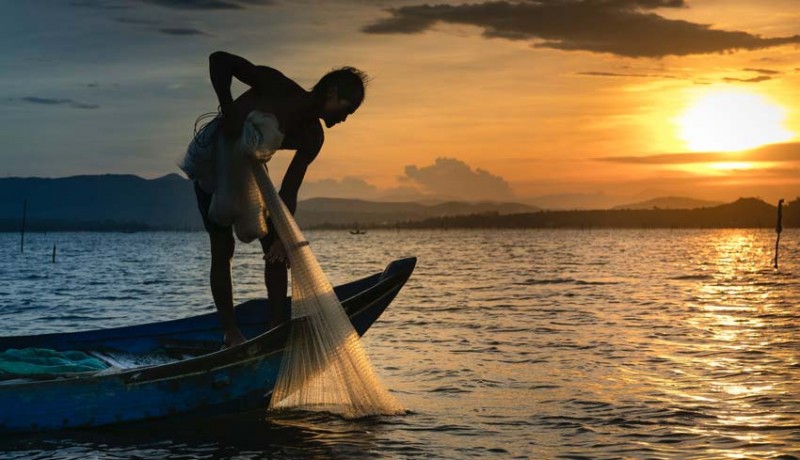 www.nusabali.com-kelompok-nelayan-segara-wangi-dapat-hibah-sarpras-penangkapan-ikan