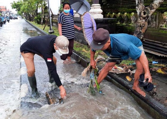 Nusabali.com - banjir-parah-terjang-blahkiuh