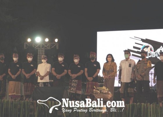 Nusabali.com - walikota-jaya-negara-tutup-denpasar-festival-2021