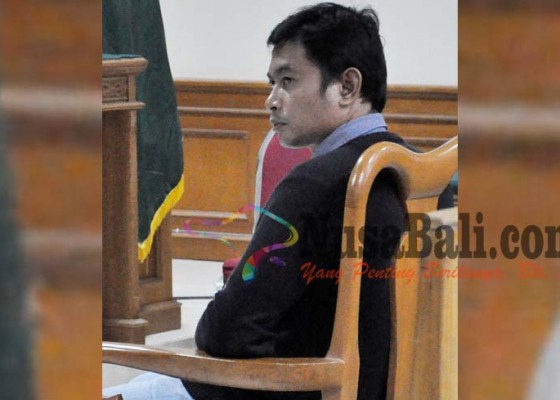 Nusabali.com - dewan-terdakwa-kasus-bbm-dieksekusi