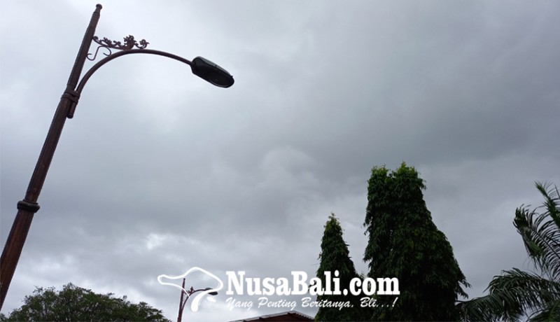 www.nusabali.com-malam-tahun-baru-di-bali-diperkirakan-hujan-waspada-banjir-rob
