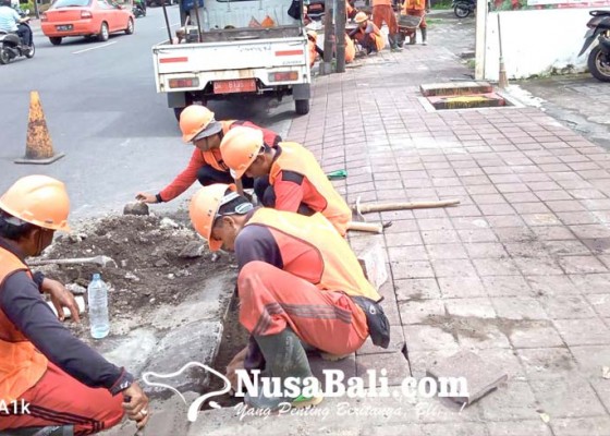 Nusabali.com - dinas-pupr-pasang-50-inlet-di-jalan-dewi-sri