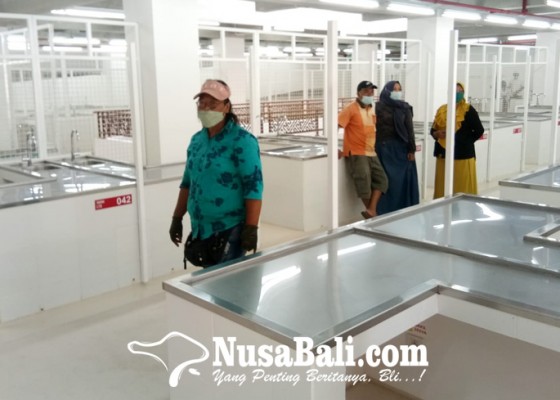 Nusabali.com - los-pasar-rakyat-gianyar-diundi-enam-bulan-bebas-retribusi