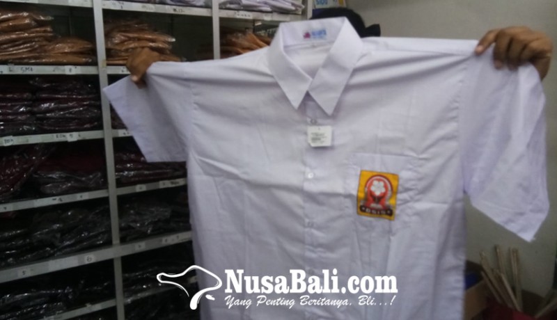 www.nusabali.com-ptm-sudah-100-persen-penjualan-seragam-sekolah-masih-lesu