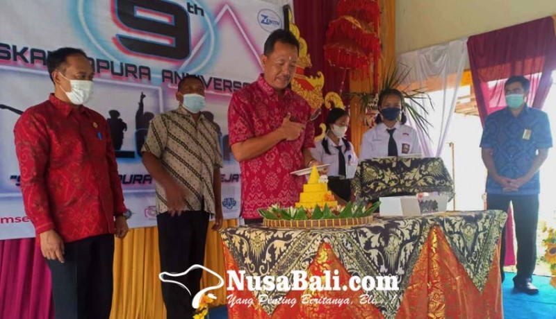 www.nusabali.com-tarian-khas-papua-semarakkan-hut-smkn-amlapura