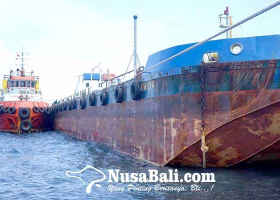 Nusabali.com - kehabisan-bbm-tug-boat-fortuna-kandas-di-bulakan