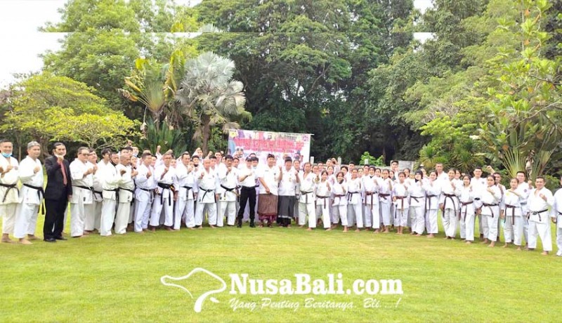 www.nusabali.com-65-karateka-ikuti-gashuku-dan-ujian-dan
