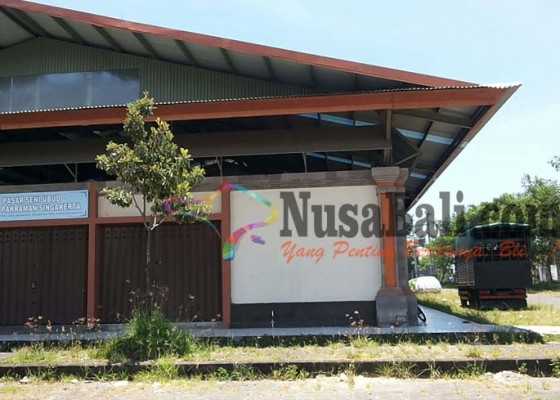 Nusabali.com - pasar-seni-singakerta-tutup