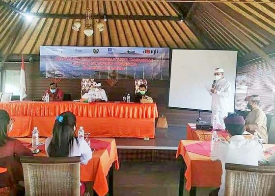 Nusabali.com - disparbud-bangli-gelar-pelatihan-hospitality