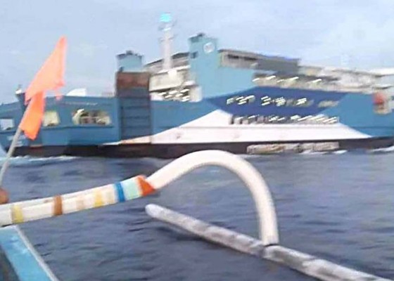 Nusabali.com - kapal-ferry-terjang-jaring-nelayan-kerugian-capai-jutaan-rupiah