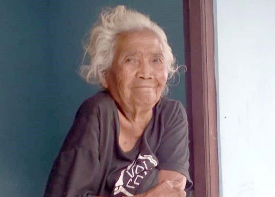 Nusabali.com - cari-lansia-hilang-warga-buahan-tabuh-gong