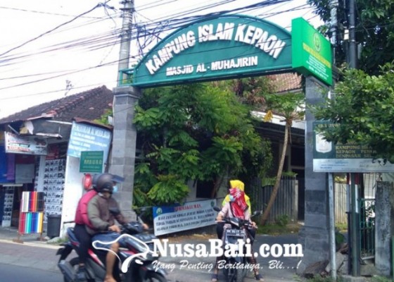 Nusabali.com - kampung-islam-kepaon-rayakan-isra-miraj-dengan-pembacaan-al-barzanji-dan-seni-hadrah