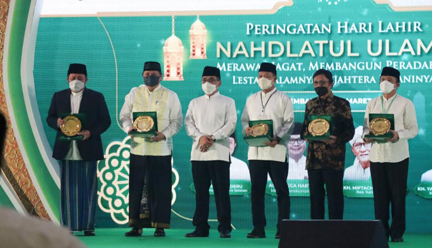 www.nusabali.com-airlangga-puji-peran-penting-dan-strategis-nu-bagi-bangsa-indonesia