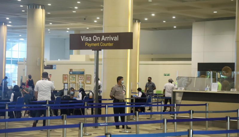www.nusabali.com-voa-diterapkan-imigrasi-bandara-ngurah-rai-siapkan-16-counter