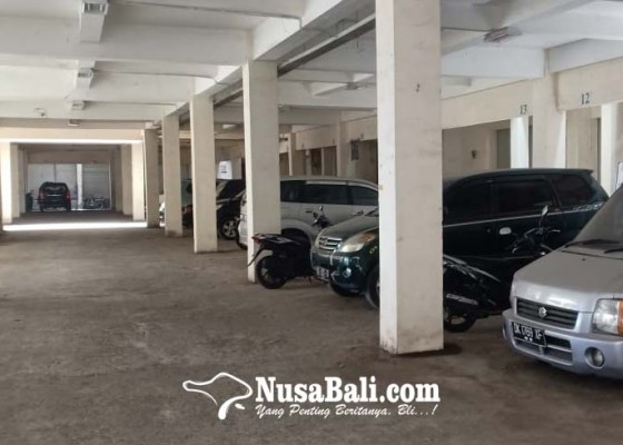 Nusabali.com - terminal-loka-crana-jadi-tempat-parkir-pribadi