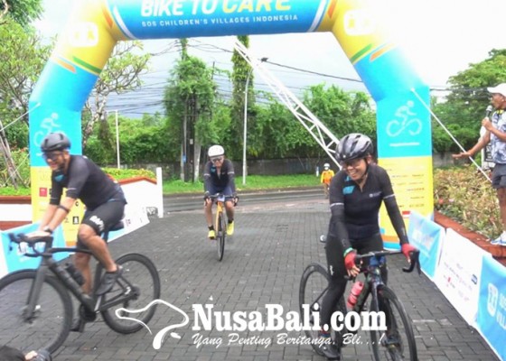 Nusabali.com - bike-to-care-selesaikan-misi-amal-gowes-500-km-keliling-bali