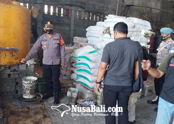 Nusabali.com - polisi-cium-dugaan-pengoplosan-minyak-curah