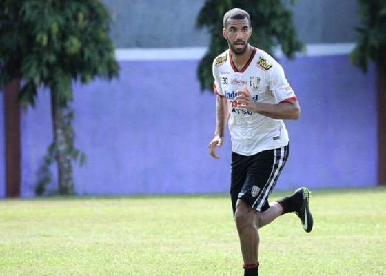 Nusabali.com - bali-united-gaet-striker-belanda
