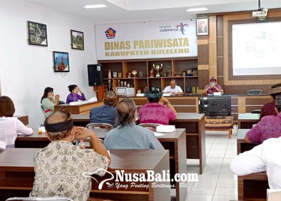 Nusabali.com - city-tour-singaraja-bidik-pelajar-hingga-wisatawan-eropa