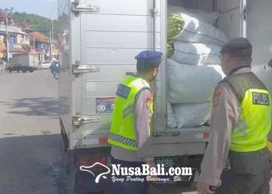 Nusabali.com - penjagaan-di-pelabuhan-padangbai-diperketat