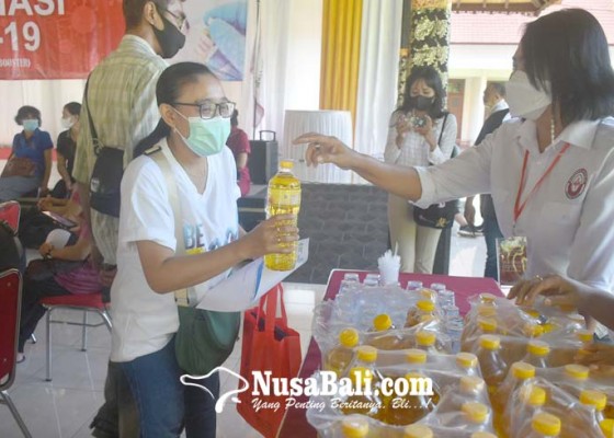Nusabali.com - ikut-vaksinasi-dapat-migor-gratis