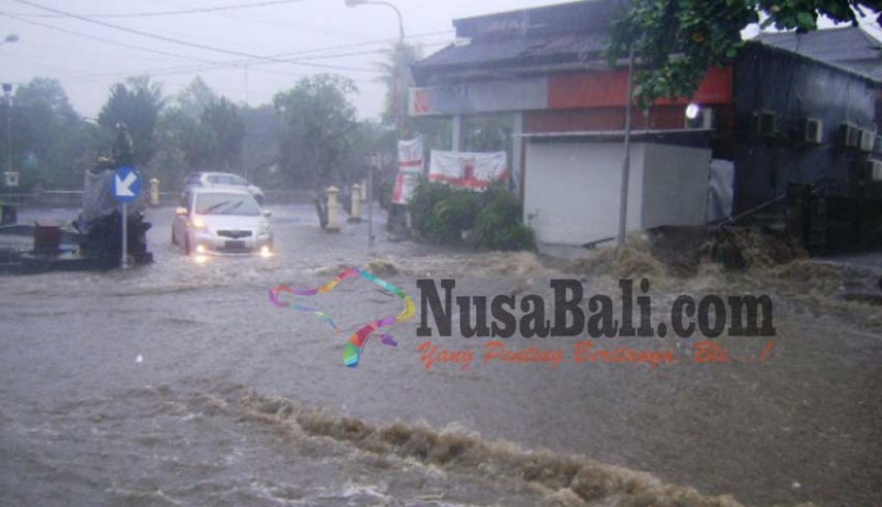 www.nusabali.com-hujan-lebat-kota-bangli-kebanjiran