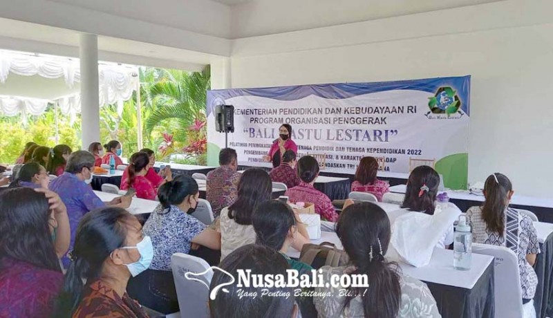 www.nusabali.com-guru-dari-100-sd-di-denpasar-ikuti-pelatihan-lingkungan-hidup