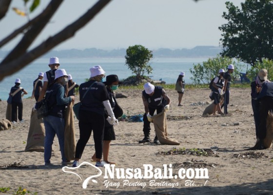 Nusabali.com - peringati-hari-lingkungan-hidup-sedunia-komunitas-lingkungan-gelar-aksi-bersih-pantai-jerman
