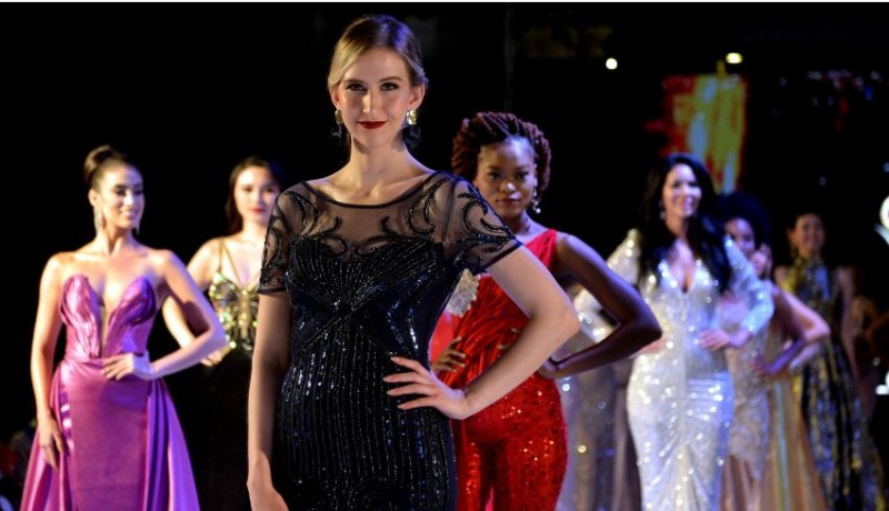www.nusabali.com-kompetisi-evening-gown-miss-global-2022