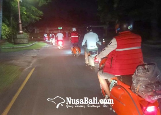 Nusabali.com - ribuan-pencinta-vespa-padati-kawasan-the-nusa-dua