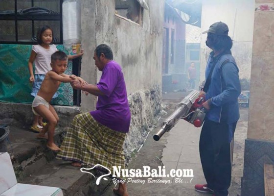 Nusabali.com - 64-warga-banjar-ujung-pesisi-terserang-chikungunya