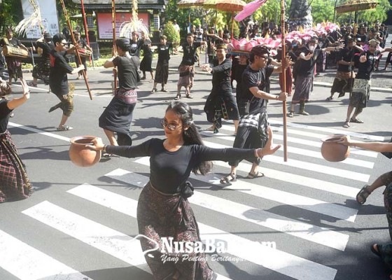 Nusabali.com - puteri-indonesia-2022-asal-bali-akan-hadiri-pawai-pembukaan-pesta-kesenian-bali-xliv